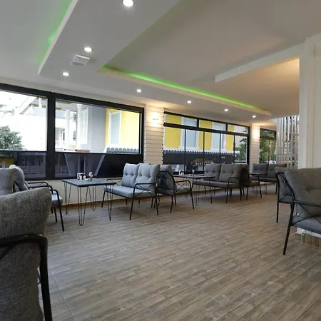 Mira Hotel